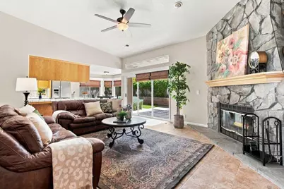 1611 Napa Ct, Hollister, CA 95023 - Photo 8