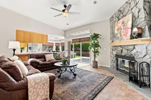 1611 Napa Ct, Hollister, CA 95023 - Photo 8