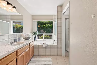 1611 Napa Ct, Hollister, CA 95023 - Photo 16