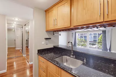 707 Fathom Dr 208, San Mateo, CA 94404 - Photo 6