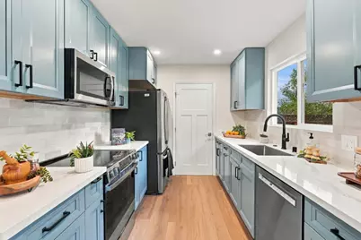 1121 Elmer St, Belmont, CA 94002 - Photo 10