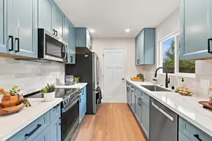 1121 Elmer St, Belmont, CA 94002 - Photo 10