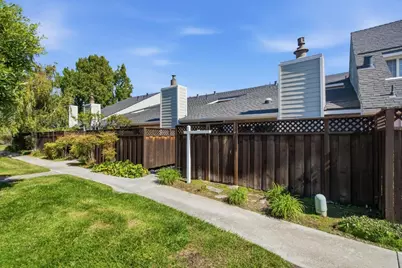 759 Vespucci Ln, Foster City, CA 94404 - Photo 2