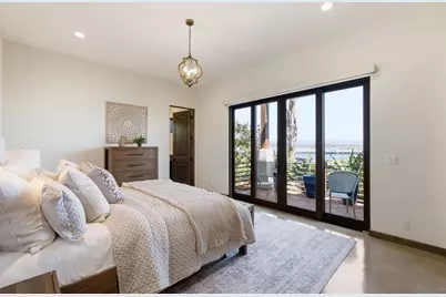 506 W Cliff Dr, Santa Cruz, CA 95060 - Photo 26