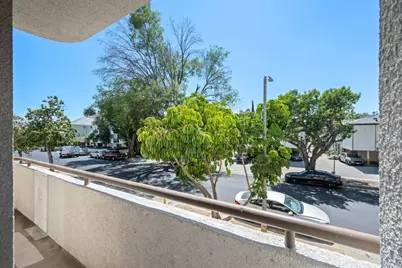 910 S Bedford St 102, Los Angeles, CA 90035 - Photo 32