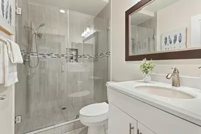 910 S Bedford St 102, Los Angeles, CA 90035 - Photo 18
