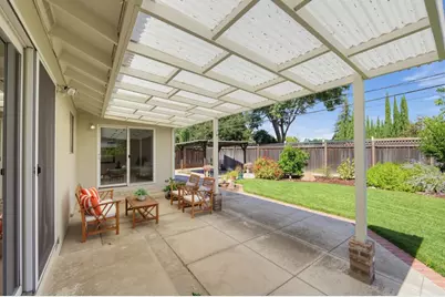 1091 Rockefeller Dr, Sunnyvale, CA 94087 - Photo 42