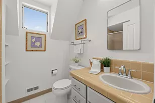 1091 Rockefeller Dr, Sunnyvale, CA 94087 - Photo 36