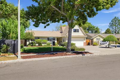 1091 Rockefeller Dr, Sunnyvale, CA 94087 - Photo 4