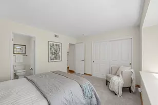 1091 Rockefeller Dr, Sunnyvale, CA 94087 - Photo 26