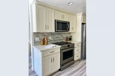 22330 Homestead Rd 118, Cupertino, CA 95014 - Photo 4