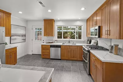 1910 Harding Ave, Redwood City, CA 94062 - Photo 6