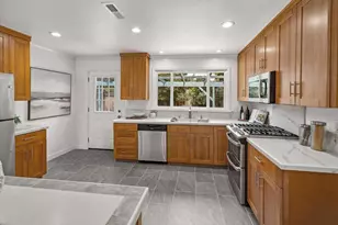 1910 Harding Ave, Redwood City, CA 94062 - Photo 6