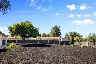 10712 Pebble Pl, Cupertino, CA 95014 - Photo 36