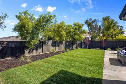 10712 Pebble Pl, Cupertino, CA 95014 - Photo 34