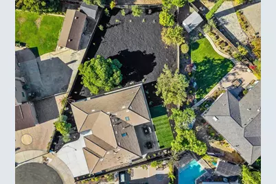 10712 Pebble Pl, Cupertino, CA 95014 - Photo 44