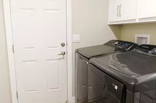 500 W 10th St 15, Gilroy, CA 95020 - Photo 12