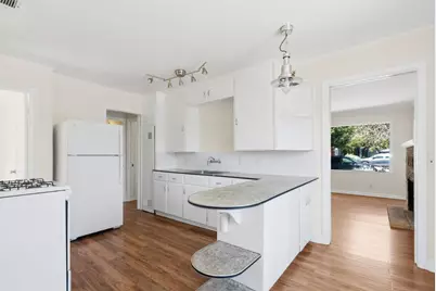 241 Sunset Ave, Santa Cruz, CA 95060 - Photo 16