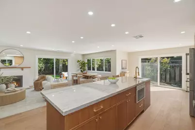 12390 Woodside Dr, Saratoga, CA 95070 - Photo 18