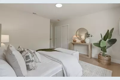 12390 Woodside Dr, Saratoga, CA 95070 - Photo 36