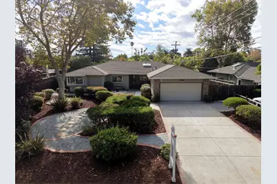 12390 Woodside Dr, Saratoga, CA 95070 - Photo 68