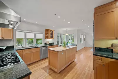 1238 Bernal Ave, Burlingame, CA 94010 - Photo 20