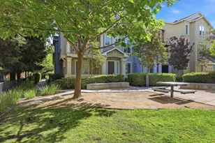 181 Hart Ct, Mountain View, CA 94043 - Photo 26