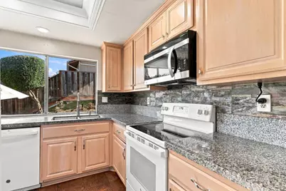 598 Blom Dr, San Jose, CA 95111 - Photo 18