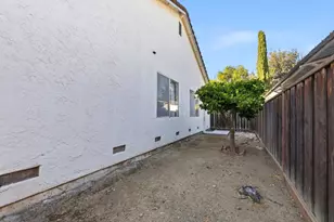 598 Blom Dr, San Jose, CA 95111 - Photo 44