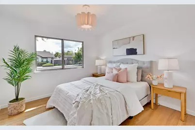 20129 Somerset Dr, Cupertino, CA 95014 - Photo 34