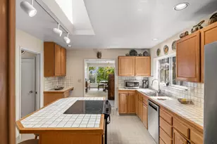 212 1st St, Pacific Grove, CA 93950 - Photo 14