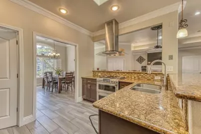 6040 Sherry Lee Ln, Salinas, CA 93907 - Photo 8