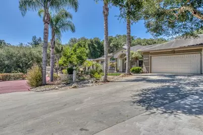 6040 Sherry Lee Ln, Salinas, CA 93907 - Photo 16