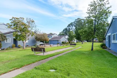 1044 Suzanne Ct, Half Moon Bay, CA 94019 - Photo 22