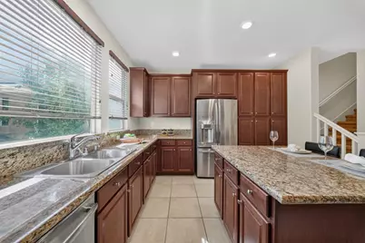 2712 Ferrara Cir, San Jose, CA 95111 - Photo 20