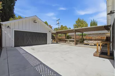 1063 Carolyn Ave, San Jose, CA 95125 - Photo 46