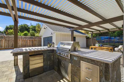 1063 Carolyn Ave, San Jose, CA 95125 - Photo 38