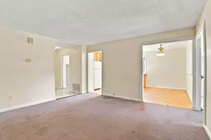 6 Huntington Cir, Pittsburg, CA 94565 - Photo 12