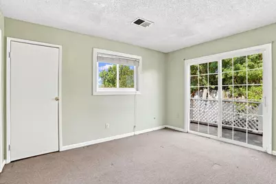 6 Huntington Cir, Pittsburg, CA 94565 - Photo 18