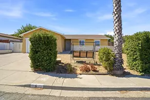 6 Huntington Cir, Pittsburg, CA 94565 - Photo 2