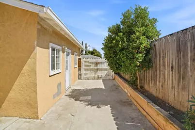 6 Huntington Cir, Pittsburg, CA 94565 - Photo 46