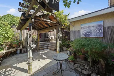 1055 Eagle Dr, Salinas, CA 93905 - Photo 30