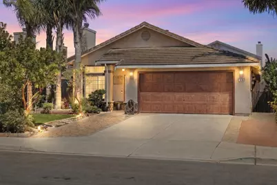 1055 Eagle Dr, Salinas, CA 93905 - Photo 2
