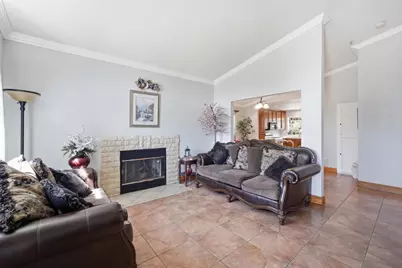 1055 Eagle Dr, Salinas, CA 93905 - Photo 6