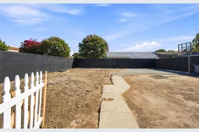 6th St, Hollister, CA 95023 - Photo 30