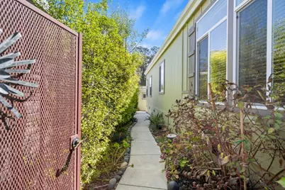 27 Pepperwood Way 27, Soquel, CA 95073 - Photo 4