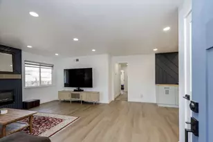 352 Utica Ln, San Jose, CA 95123 - Photo 4