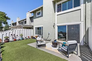 61 Thousand Oaks St, Oakland, CA 94605 - Photo 30