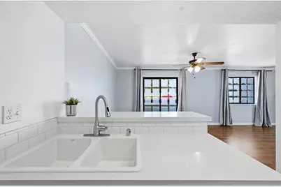 880 N Winchester Blvd 101, Santa Clara, CA 95050 - Photo 12