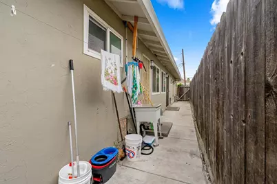 2151 Lausett Ave, San Jose, CA 95116 - Photo 24